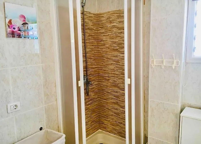 ***** Just Do It : Take My Superhost Lovin' Place Apartmán *